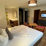 Matthias Apart-hotel